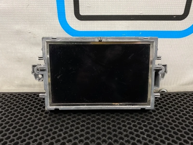 Монитор Mercedes-Benz E-Class 2009 2129005000 W212 271.860 1.8