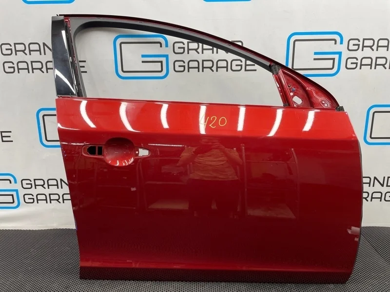 Дверь Volvo S60 2011 32228971 Y20 B4164T 1.6, передняя правая