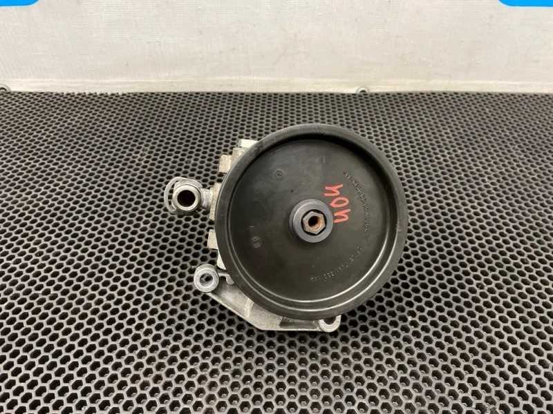 Насос ГУР Mercedes-Benz V-Class 2007 A0054662401 W639 272.978 3.5