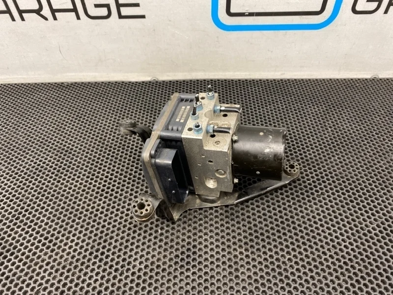 Блок ABS Bmw X6 2009 34516785266 E71 N54B30A 3.0