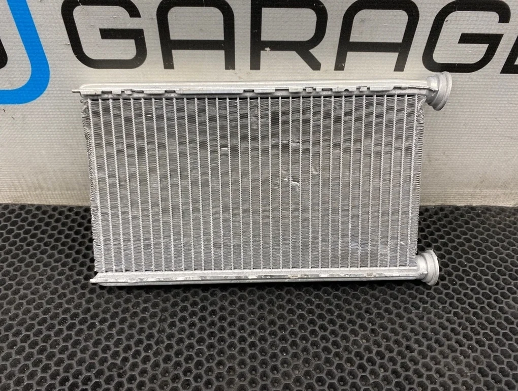 Радиатор печки Mercedes-Benz C-Class 2016 A0998300061 W205 274.910 1.6