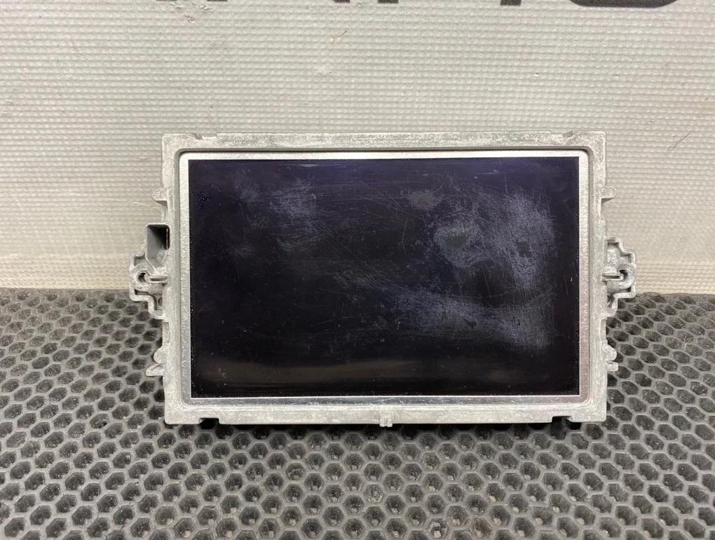 Монитор Mercedes-Benz C-Class 2011 A2049005105 W204 271.860 1.8