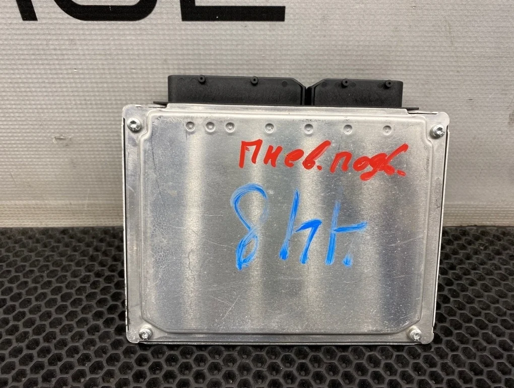 Блок управления подвеской Porsche Cayenne 2008 7L0907553G 957 M48.51 4.8