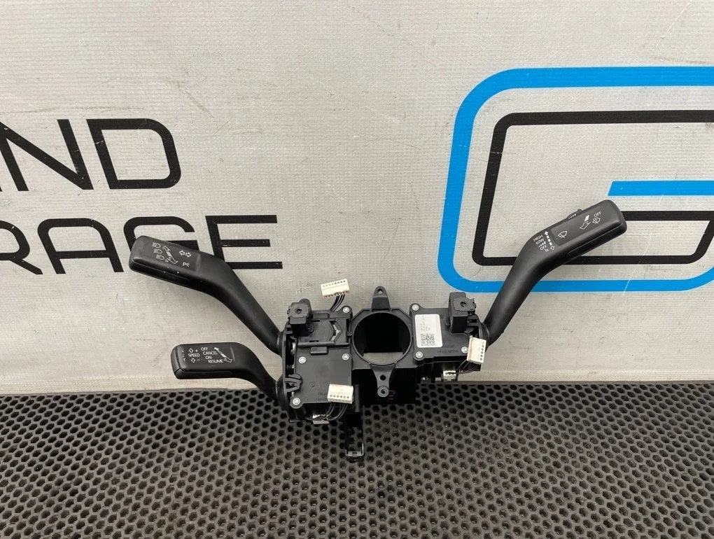Переключатель подрулевой Volkswagen Passat 2013 3C5953502B B7 CFFB 2.0
