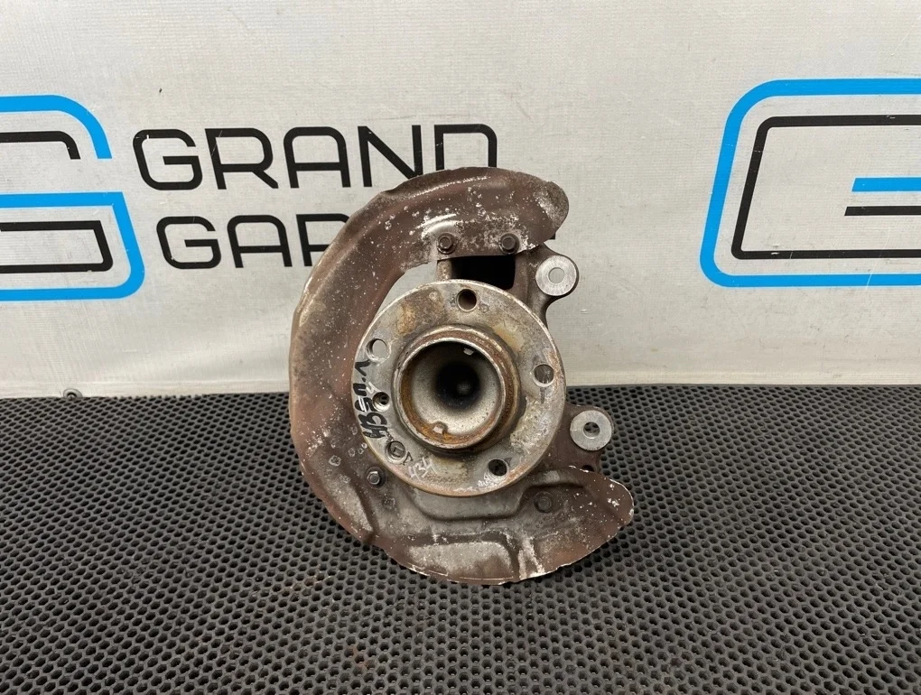 Кулак Bmw 3-Series 2014 31216792287 F30 N20B20B 2.0, передний левый
