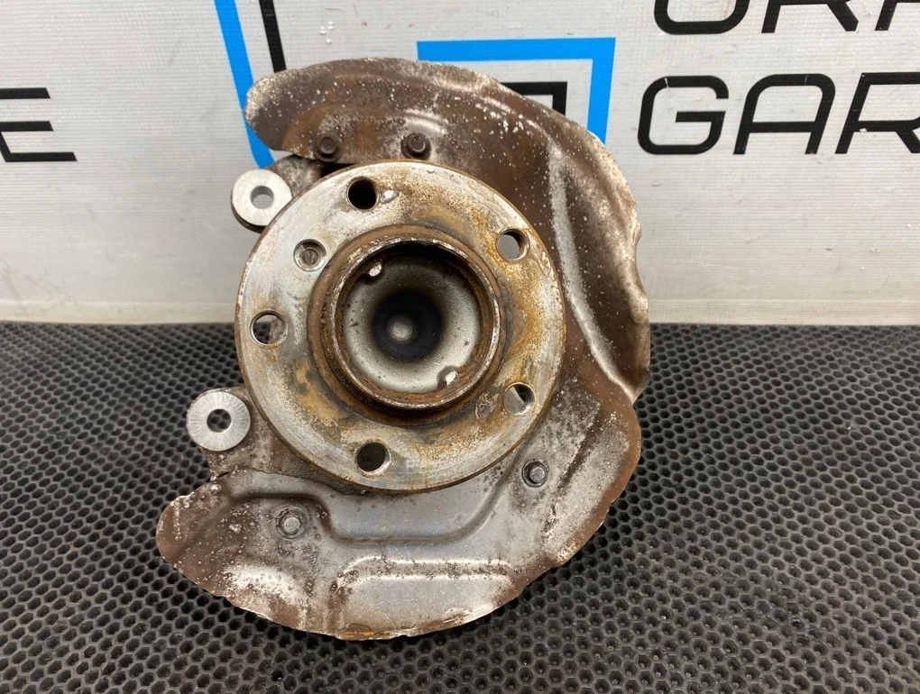 Кулак Bmw 3-Series 2014 31216792288 F30 N20B20B 2.0, передний правый