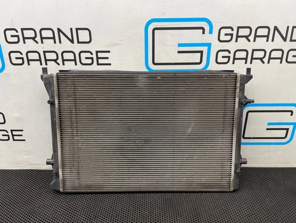 Радиатор охлаждения Audi Tt 2007 1K0121251K 8J3 BUB 3.2