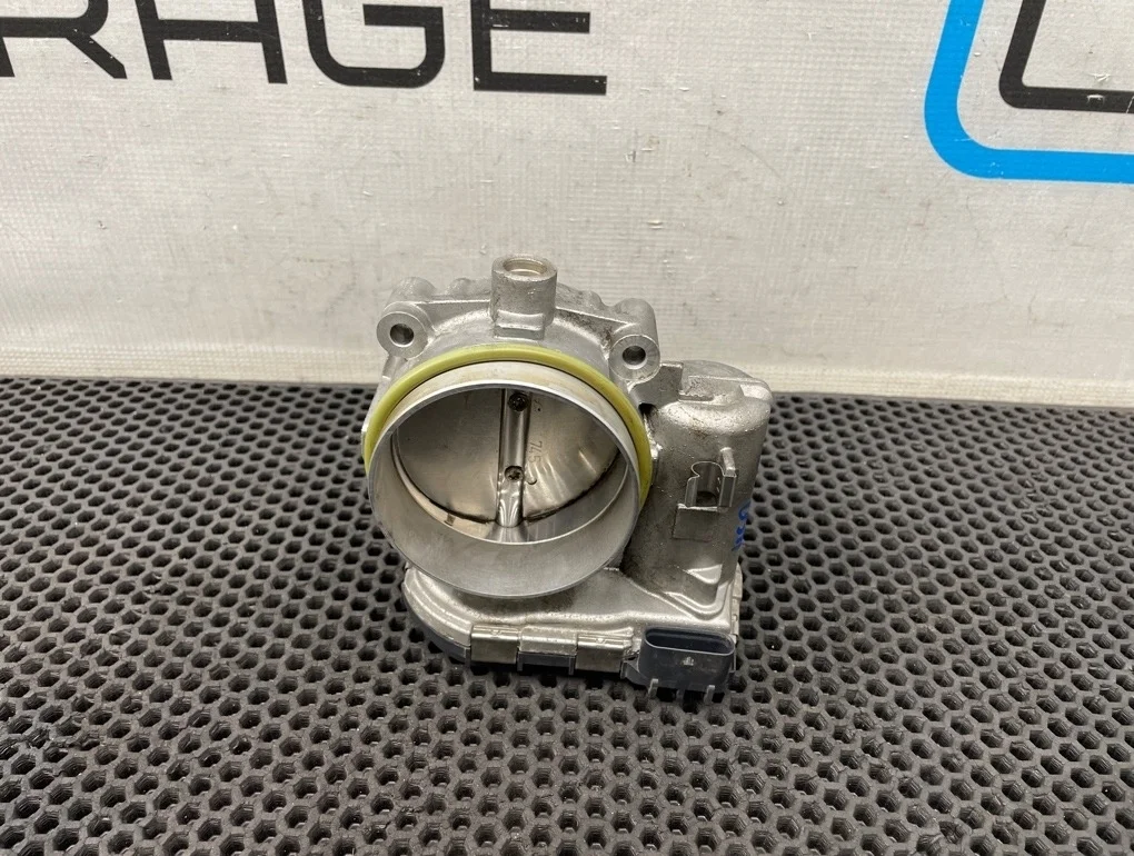 Заслонка дроссельная Mercedes-Benz E-Class 2012 A2761410125 W212 276.952 3.5