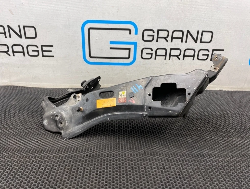 Кронштейн фары Mercedes-Benz S-Class 2005 A2216200191 W221 273.961 5.5, левый