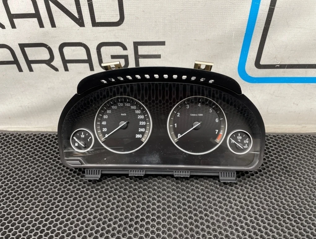 Панель приборов Bmw 5-Series 2011 62109358975 F10 N52B30A 3.0