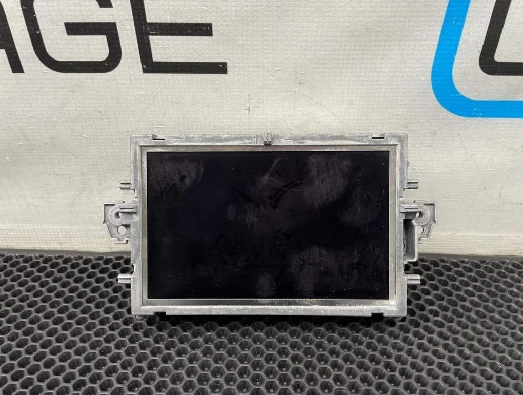 Монитор Mercedes-Benz E-Class 2011 A2129005000 C207 271.860 1.8