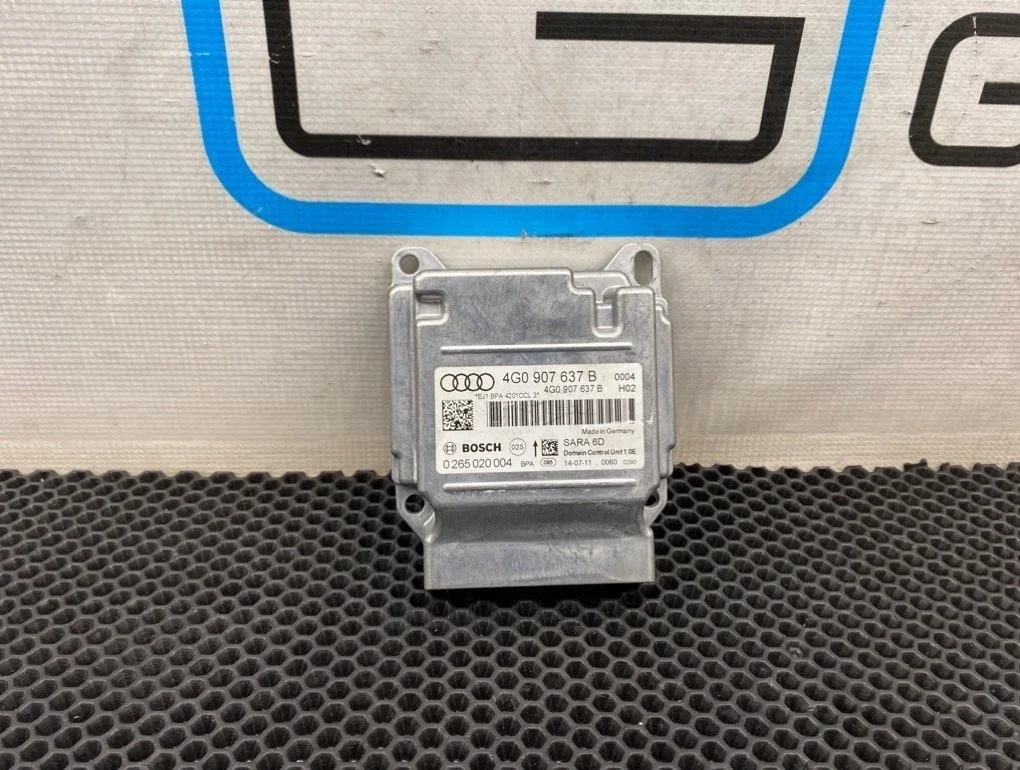 Датчик ускорения Audi A6 2011 4G0907637B C7 CHVA 2.8