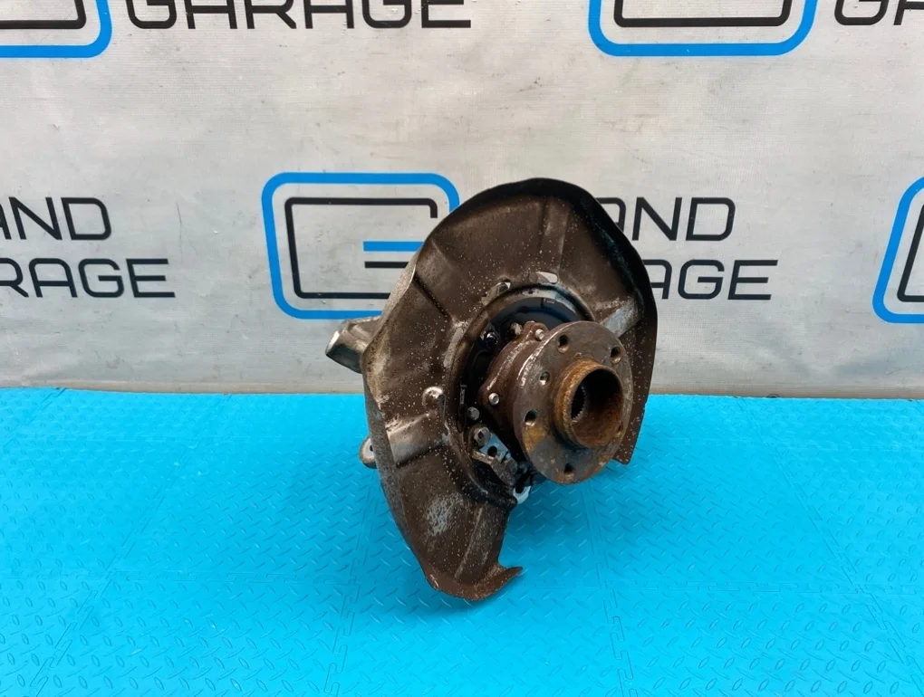 Кулак Bmw 5-Series 2010 33326796510 F07 N55B30A 3.0, задний правый