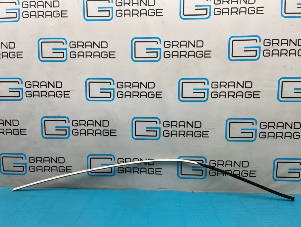 Молдинг крыши Porsche Panamera 2010 97055940200 970 M46.20 3.6, правый