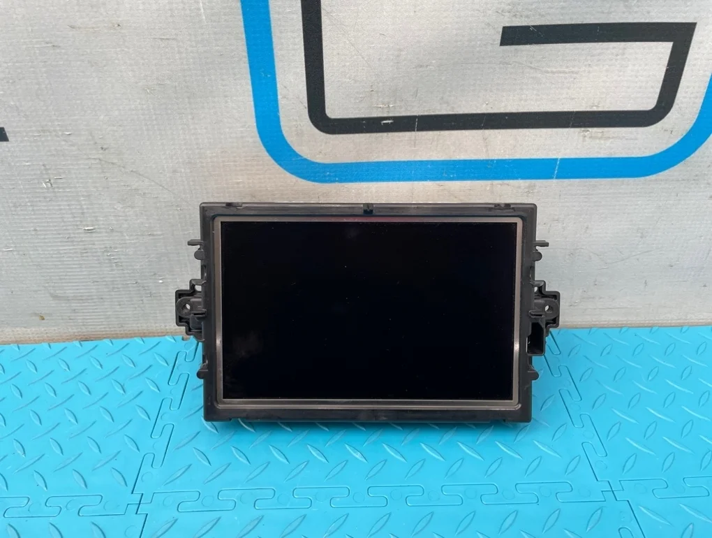 Монитор Mercedes-Benz C-Class 2013 A1729003904 W204 271.820 1.8