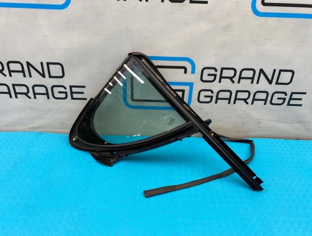 Стекло (форточка) Porsche Panamera 2010 97054431208 970 M46.20 3.6, заднее правое