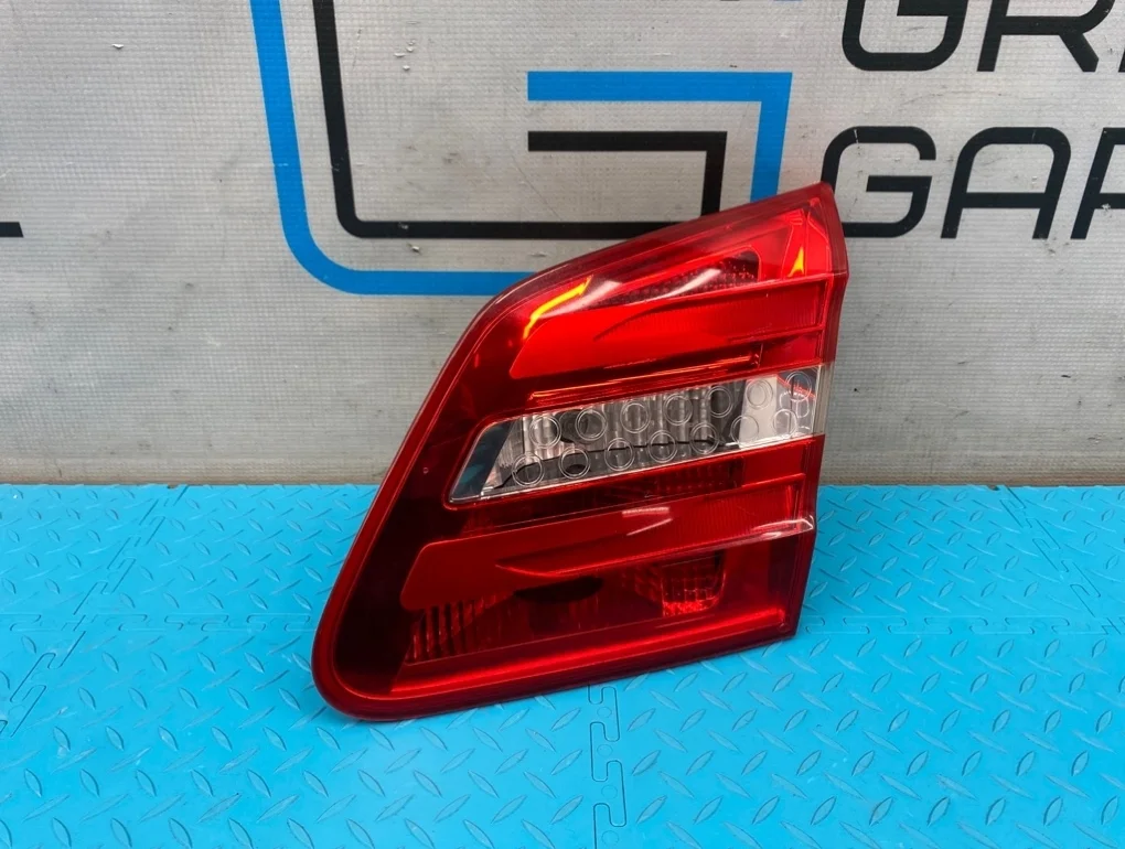 Фонарь Mercedes-Benz B-Class 2013 A2469066400 W246 270.910 1.6, задний правый