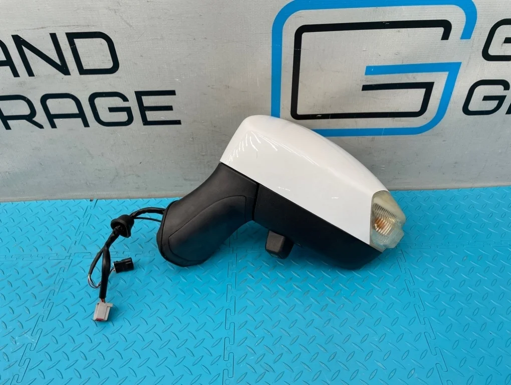 Зеркало Ford Kuga 2011 1773653 CBV HYDB 2.5, левое
