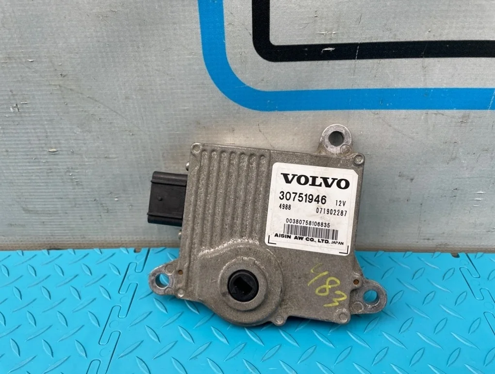 Блок АКПП Volvo Xc70 2007 30751946 BZ B6324S 3.2