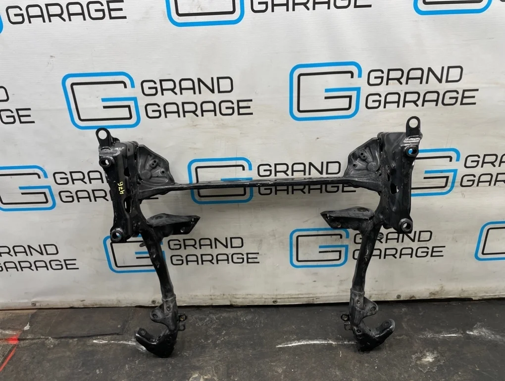 Балка передняя Audi A6 2011 4G0399315L C7 CHVA 2.8