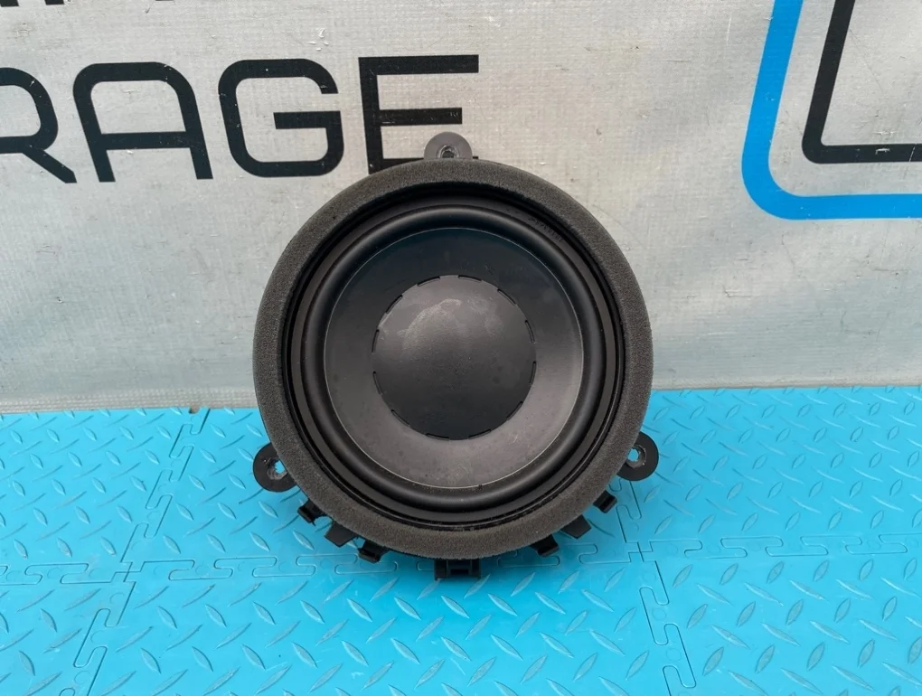 Динамик Volvo Xc70 2009 30797726 BZ B6324S 3.2