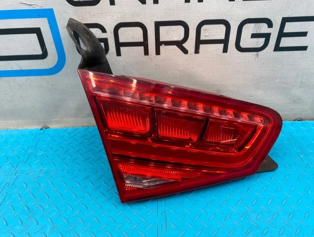 Фонарь Audi A8 2012 4H0945093 D4 CGWD 3.0, левый