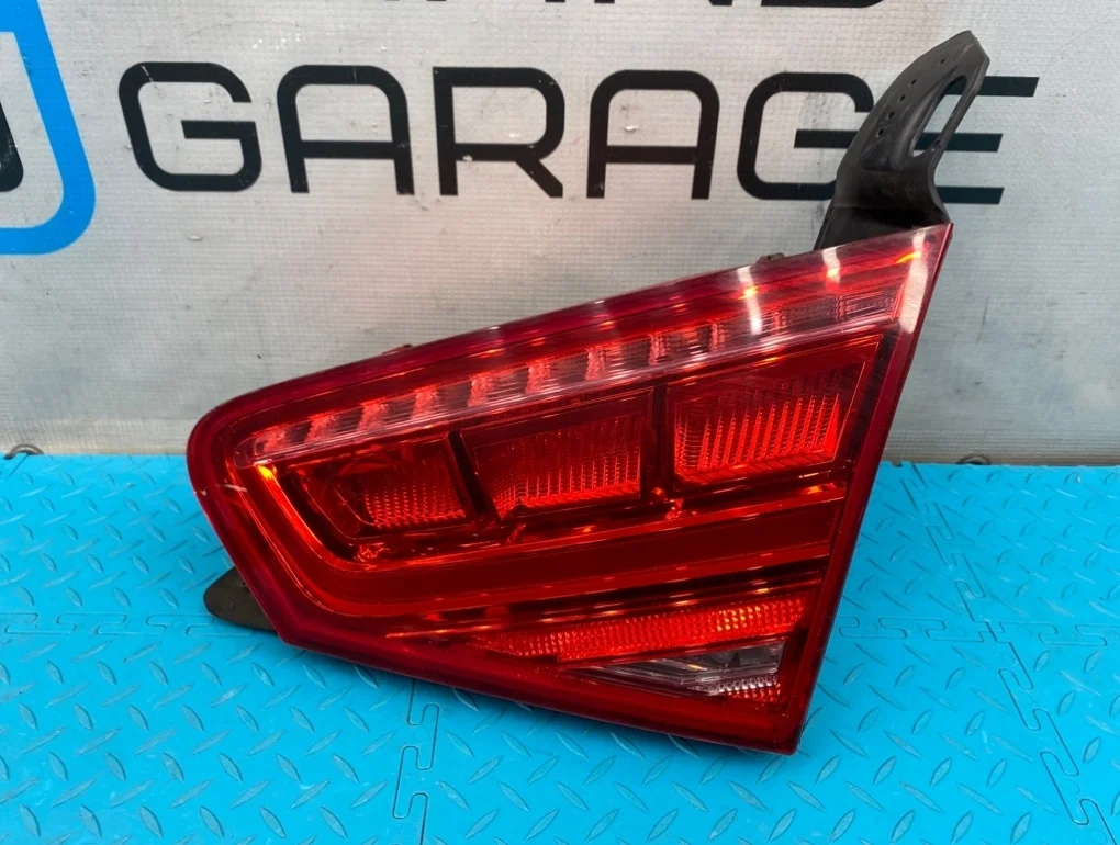 Фонарь Audi A8 2012 4H0945094 D4 CGWD 3.0, правый