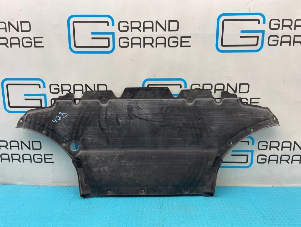 Защита двигателя Audi A5 2011 8K0863821AF 8T CDNC 2.0