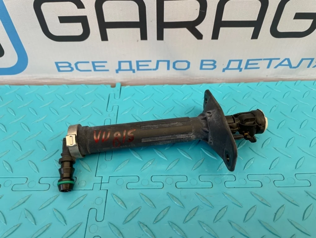 Форсунка омывателя фары Audi A7 2011 4G8955101 4GA CGWB 3.0, левая