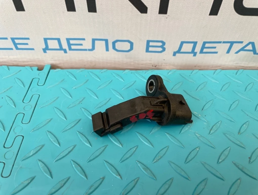 Датчик коленвала Mercedes-Benz A-Class 2012 A2709050600 W176 270.910 1.6