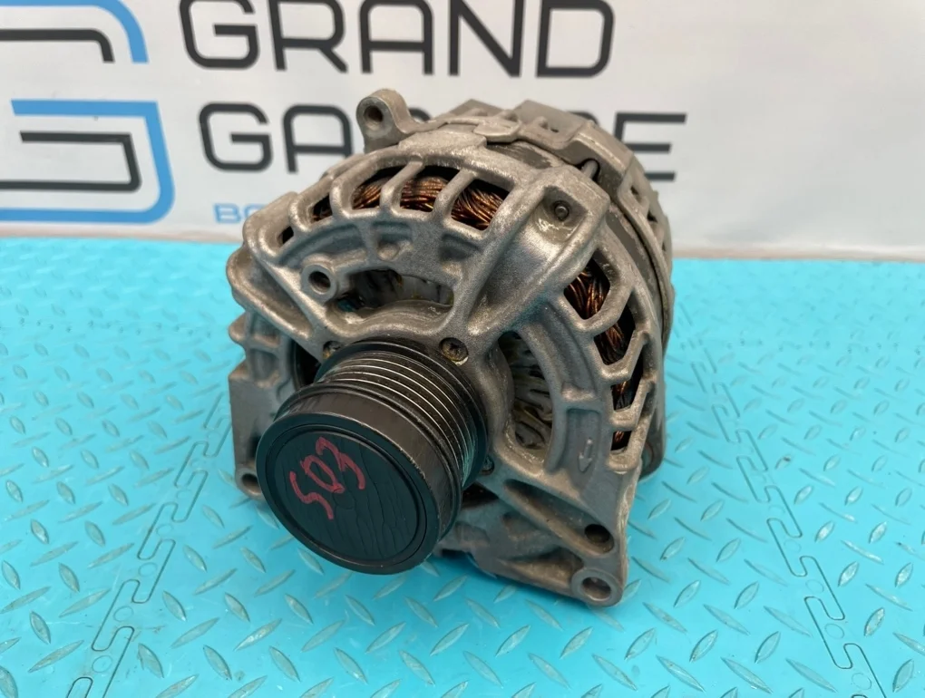 Генератор Mercedes-Benz A-Class 2012 A0009060022 W176 270.910 1.6