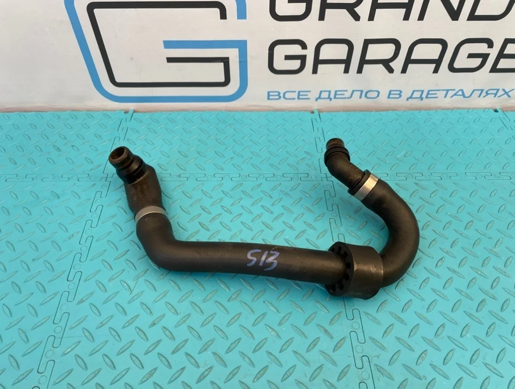Патрубок охлаждения Mercedes-Benz E-Class 2012 A2128303396 W212 276.952 3.5