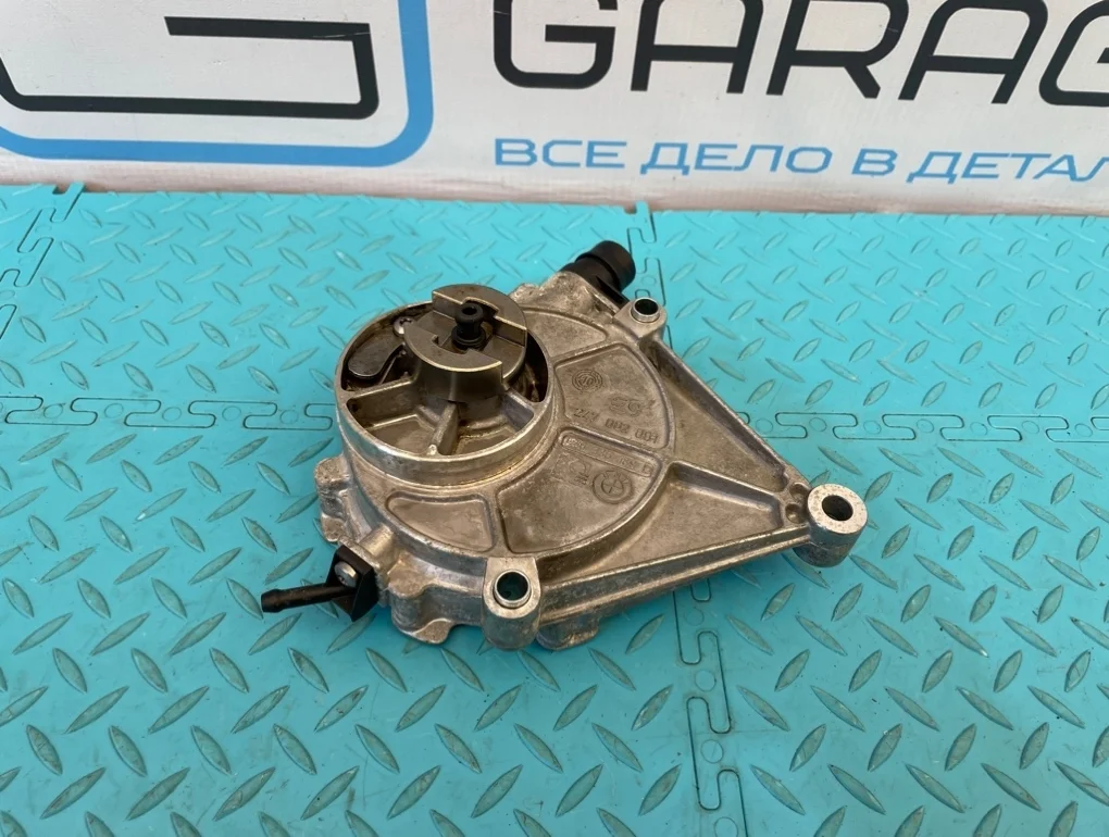 Насос вакуумный Bmw 5-Series 2012 11667640279 F11 N20B20B 2.0