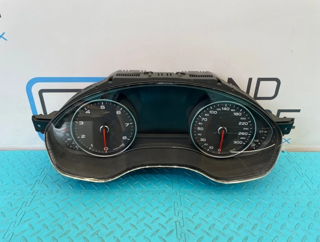 Панель приборов Audi A7 2011 4G8920930R 4GA CGWB 3.0