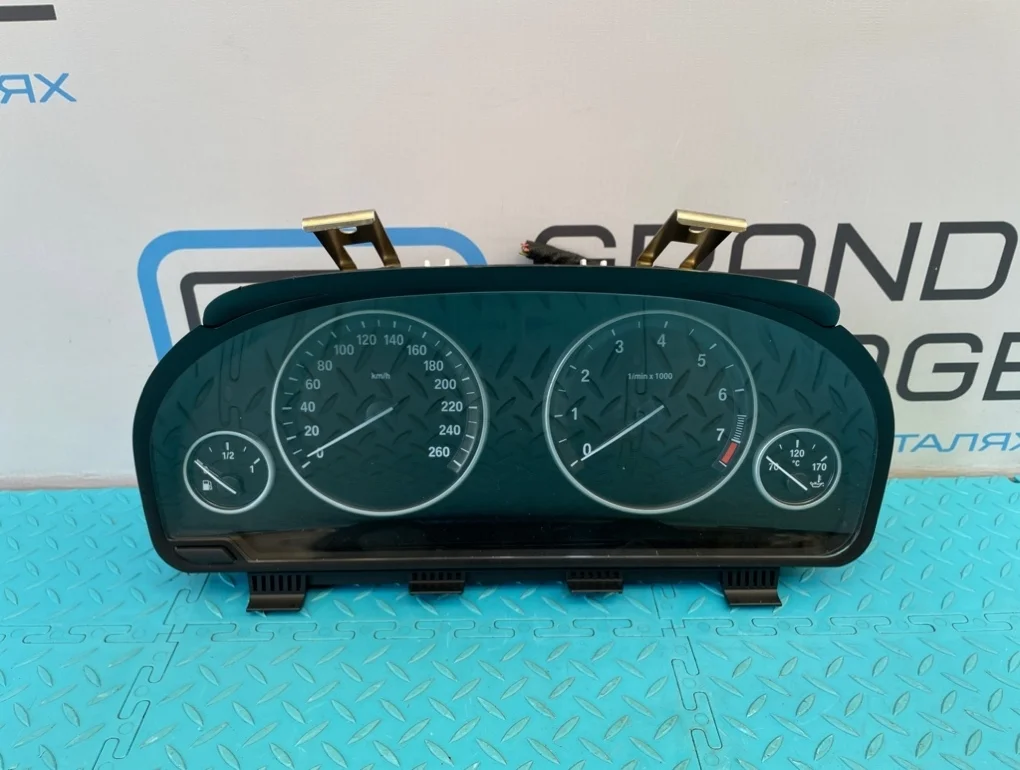 Панель приборов Bmw 5-Series 2012 62109358975 F11 N20B20B 2.0