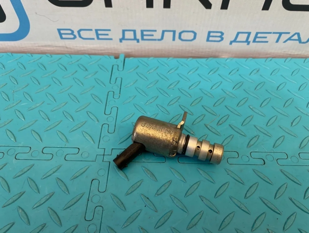 Клапан электромагнитный Audi A6 2013 06E115243G C7 CHVA 2.8