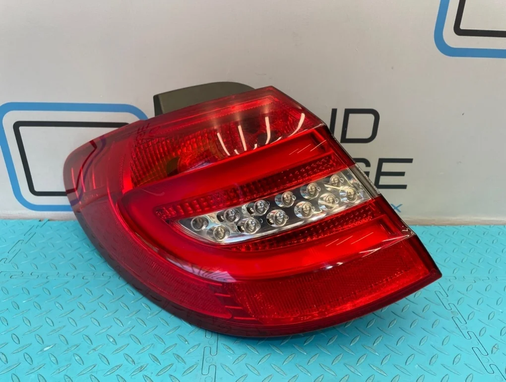 Фонарь Mercedes-Benz B-Class 2012 A2468200564 W246 270.910 1.6, задний левый