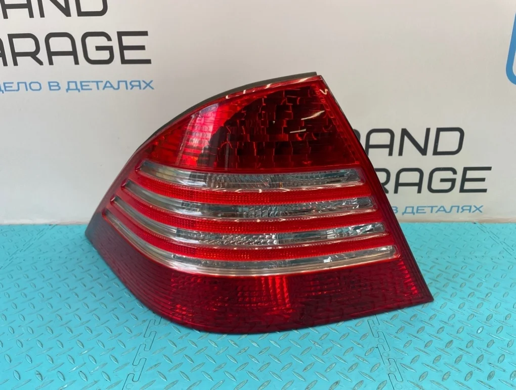Фонарь Mercedes-Benz S-Class 2002 A2208200764 W220 113.960 5.0, левый