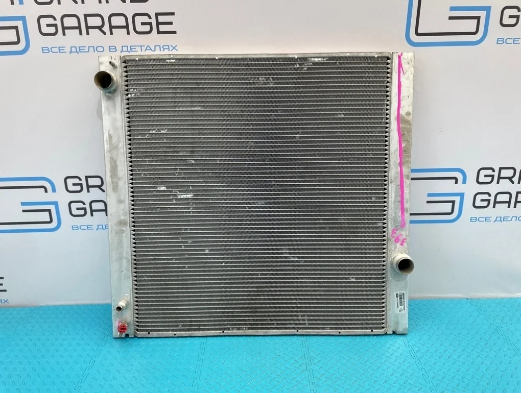 Радиатор охлаждения Land Rover Range Rover 2004 PCC000850 L322 M62B44 4.4