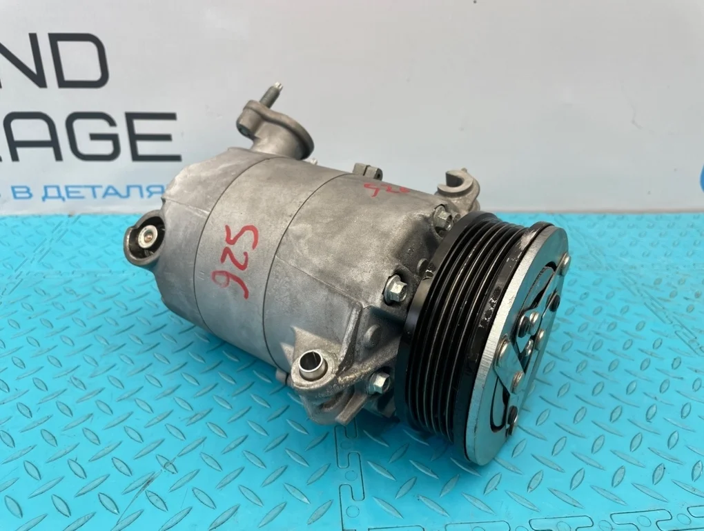 Компрессор кондиционера Volvo Xc60 2012 8623176 DZ B4204T7 2.0