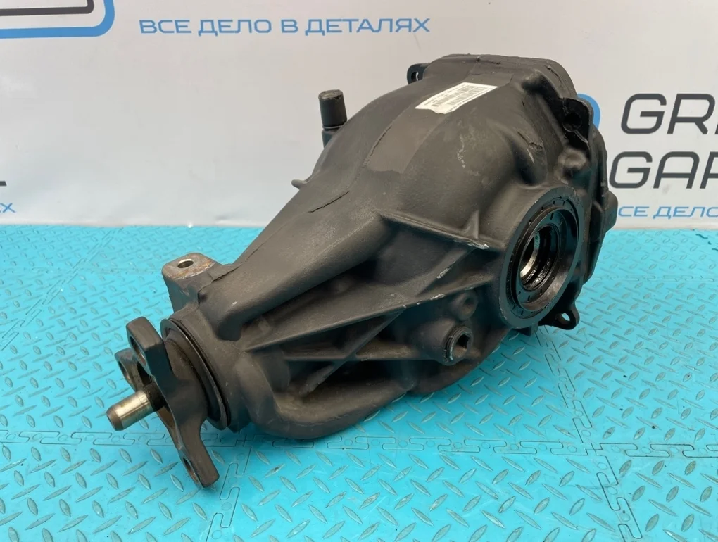 Редуктор Mercedes-Benz C-Class 2006 A1713500414 W203 272.920 2.5, задний