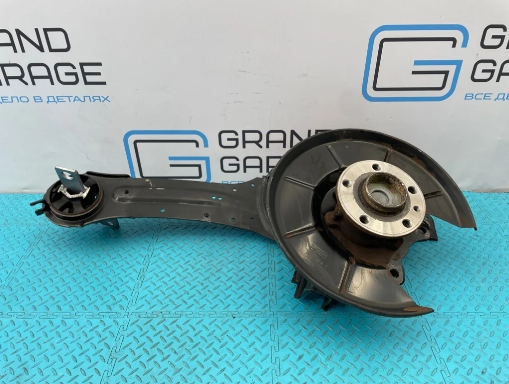 Кулак Volvo Xc60 2012 31476213 DZ B4204T7 2.0, задний правый