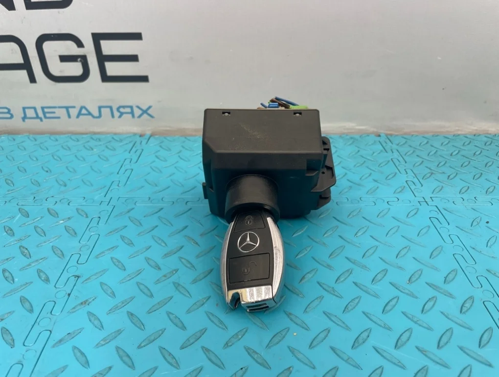 Замок зажигания Mercedes-Benz A-Class 2012 A2469050001 W176 270.910 1.6