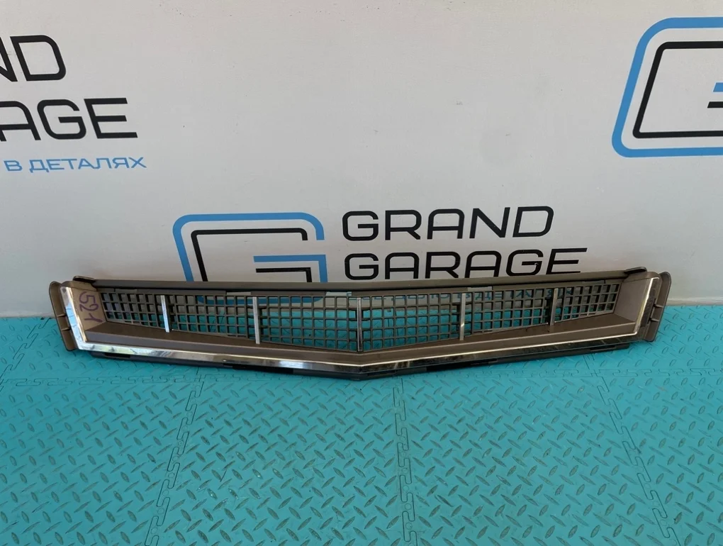 Решетка в бампер Cadillac Cts 2009 25896041 GMX322 LLT 3.6