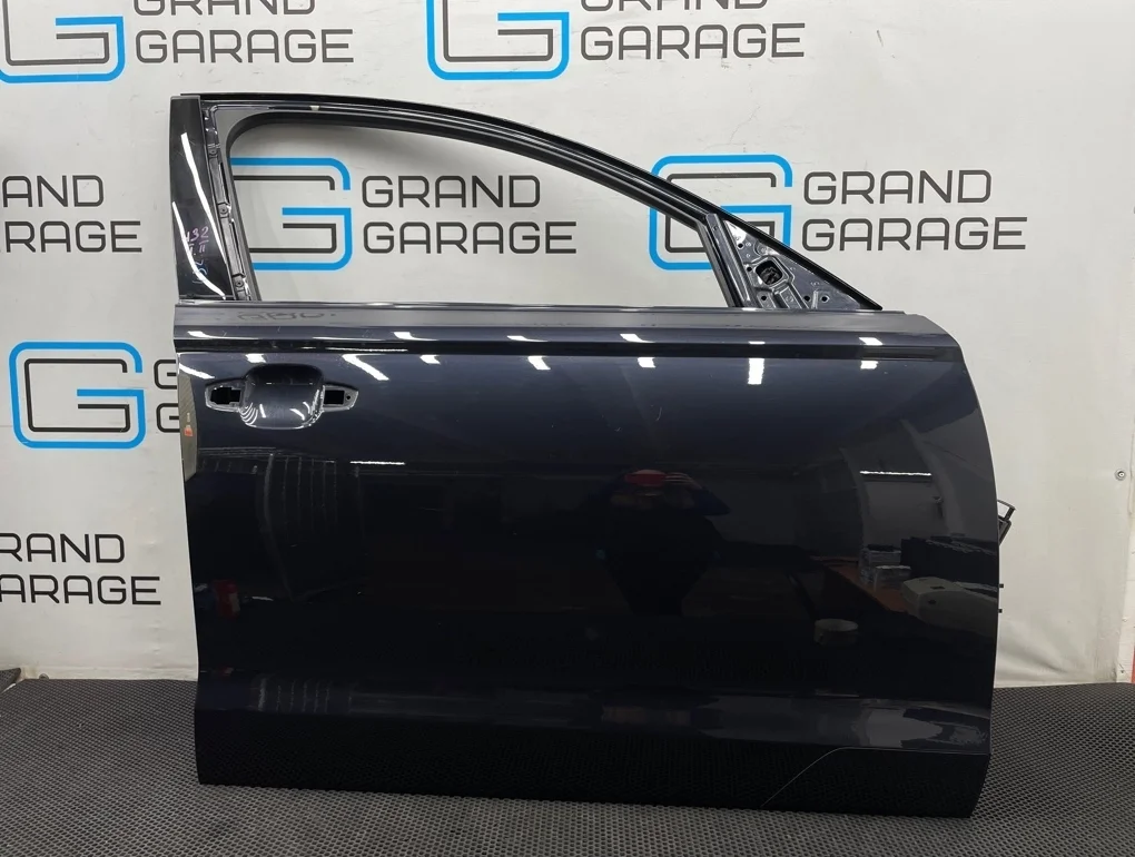 Дверь Audi A6 2014 4G0831052 C7 CDNB 2.0, передняя правая