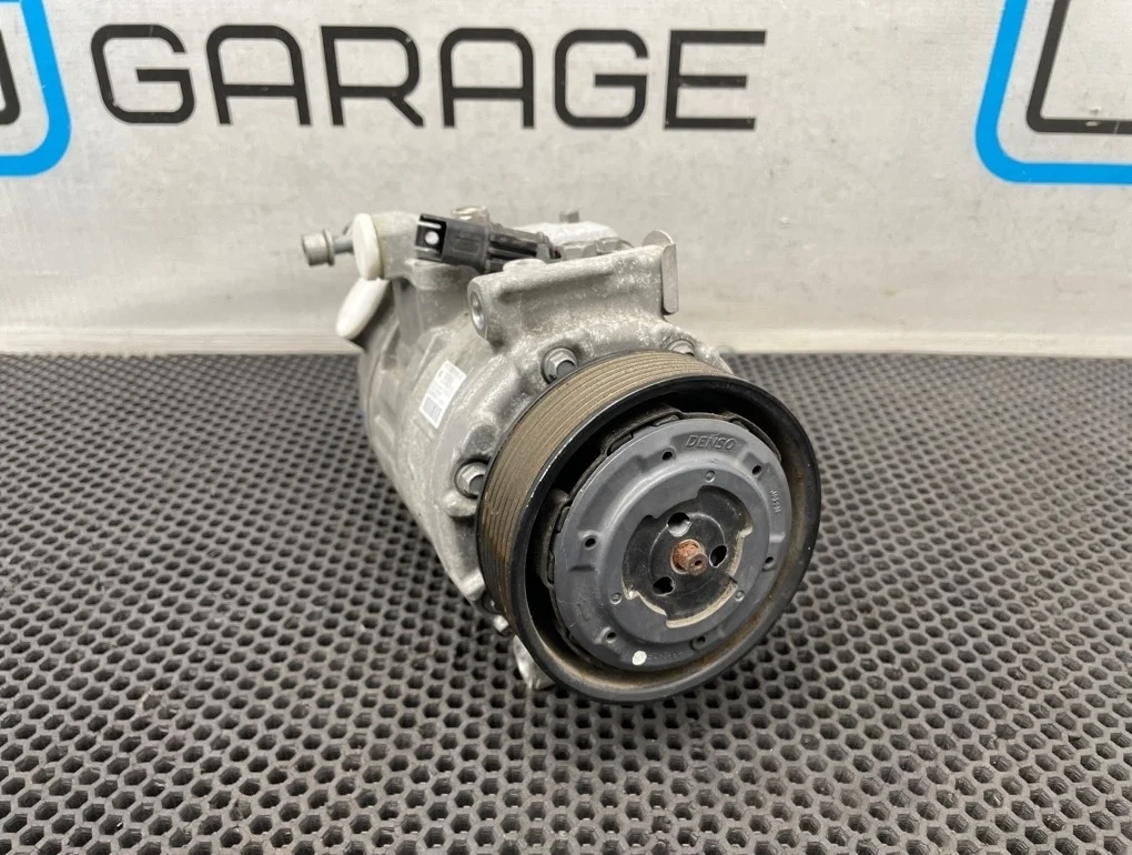 Компрессор кондиционера Bmw X3 2011 64529211496 F25 N52B30A 3.0