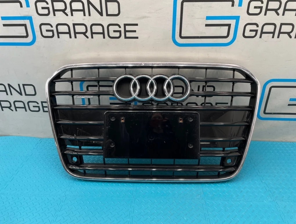 Решетка радиатора Audi A6 2011 4G0853651A C7 CHVA 2.8