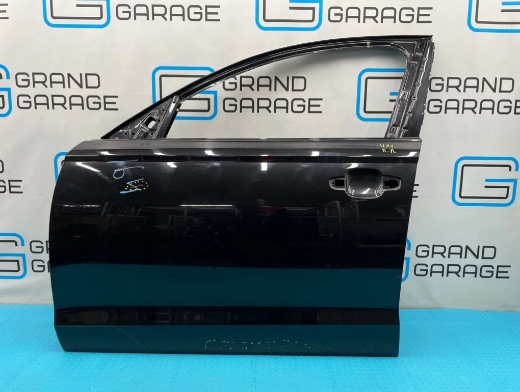 Дверь Audi A6 2013 4G0831051 C7 CHVA 2.8, передняя левая