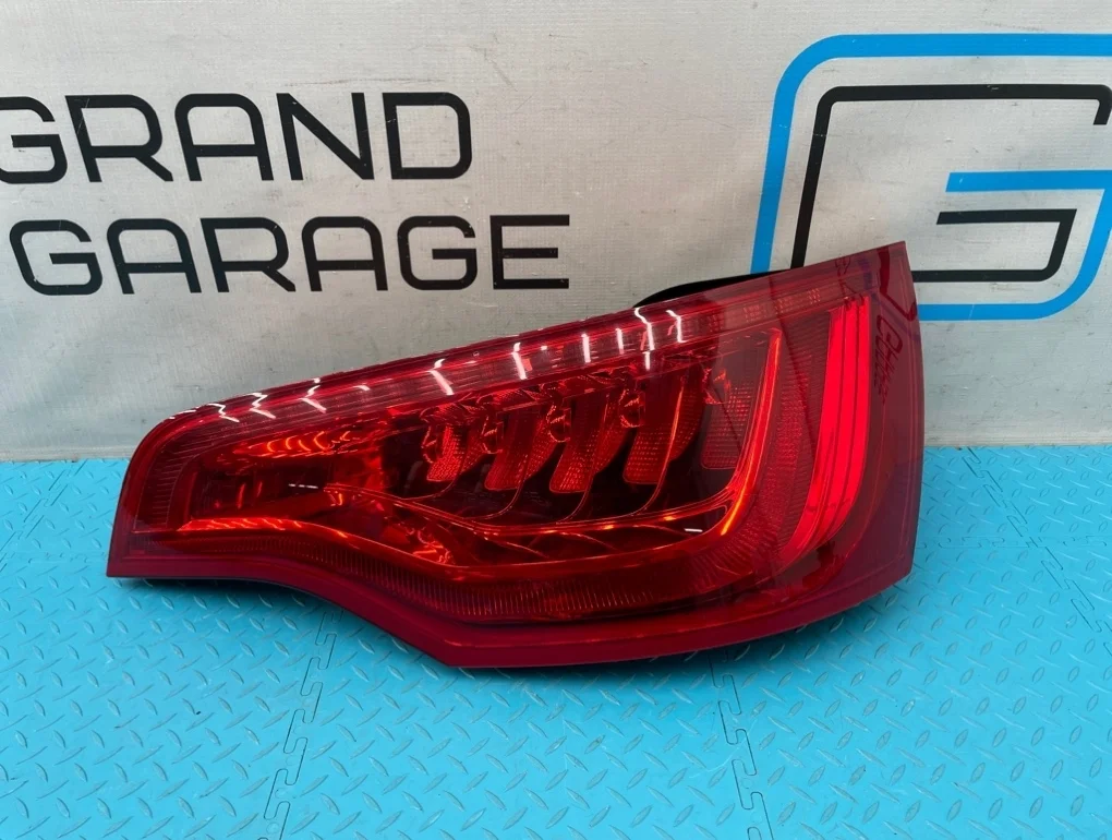 Фонарь Audi Q7 2011 4L0945094F 4LB CJTC 3.0, правый