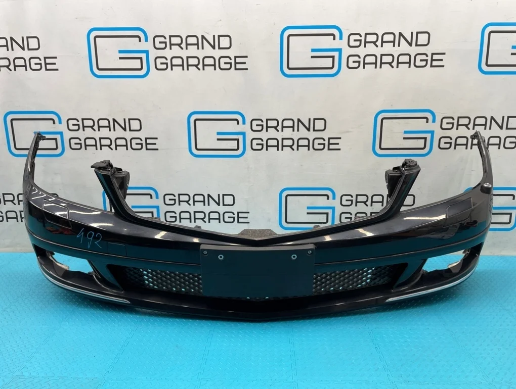 Бампер Mercedes-Benz C-Class 2009 A2048803940 W204 271.950 1.8, передний